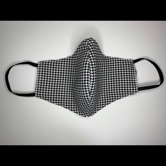 Houndstooth Face Mask - Picture 3 of 5